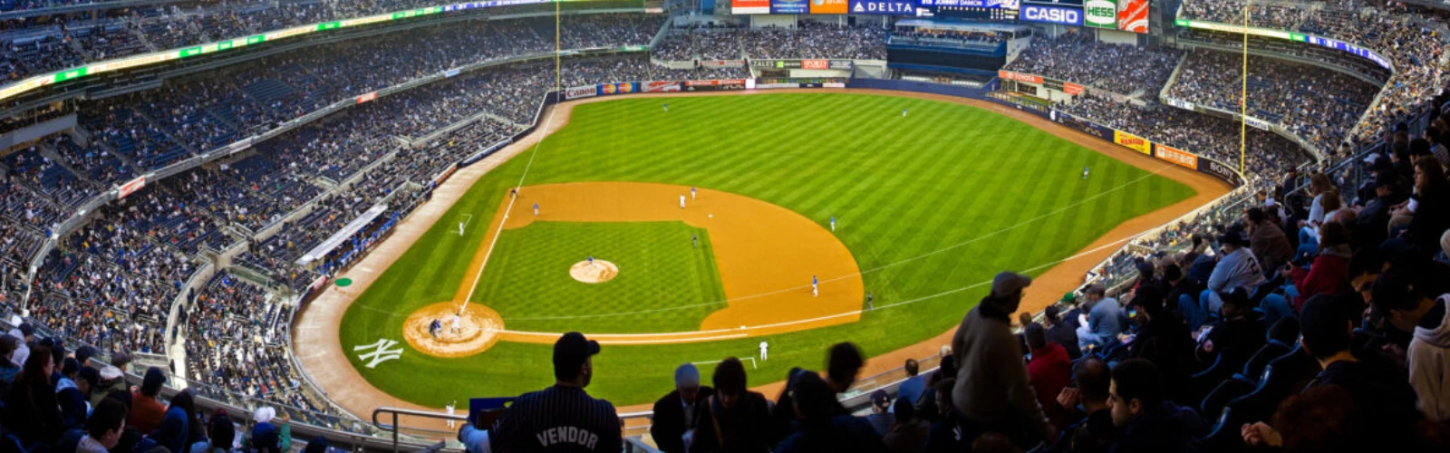 The Ultimate Fan’s Guide: Hotels With Shuttle Service Near Yankee Stadium
