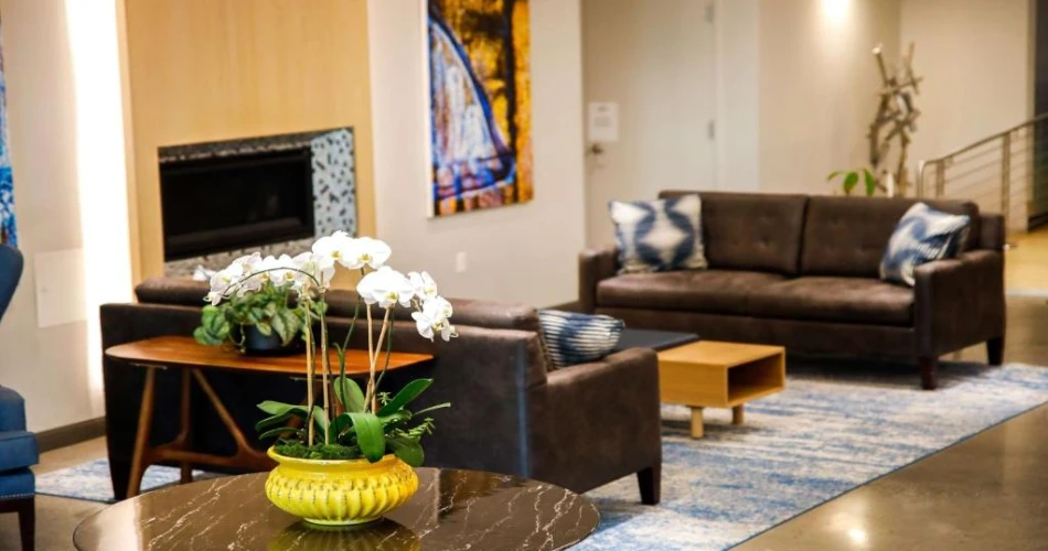 Hotels Near Yankee Stadium with Parking – Stay, Park & Enjoy the Game!
