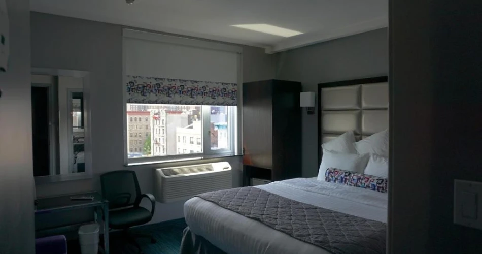 Hotels Near Yankee Stadium with Parking – Stay, Park & Enjoy the Game!

