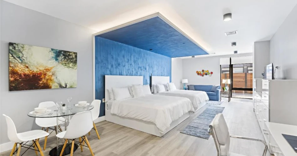 Hotels Near Yankee Stadium with Parking – Stay, Park & Enjoy the Game!
