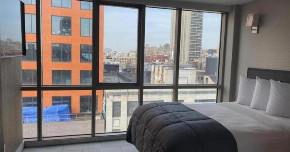 Bronx on a Budget: Wallet-Friendly Hotels Near Yankee Stadium!