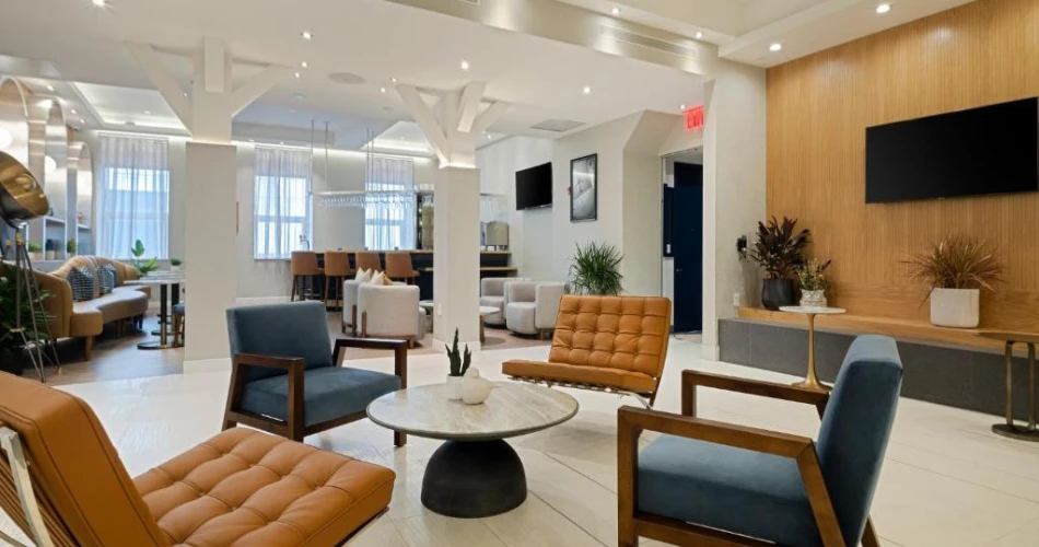 The Ultimate Fan’s Guide: Hotels With Shuttle Service Near Yankee Stadium
