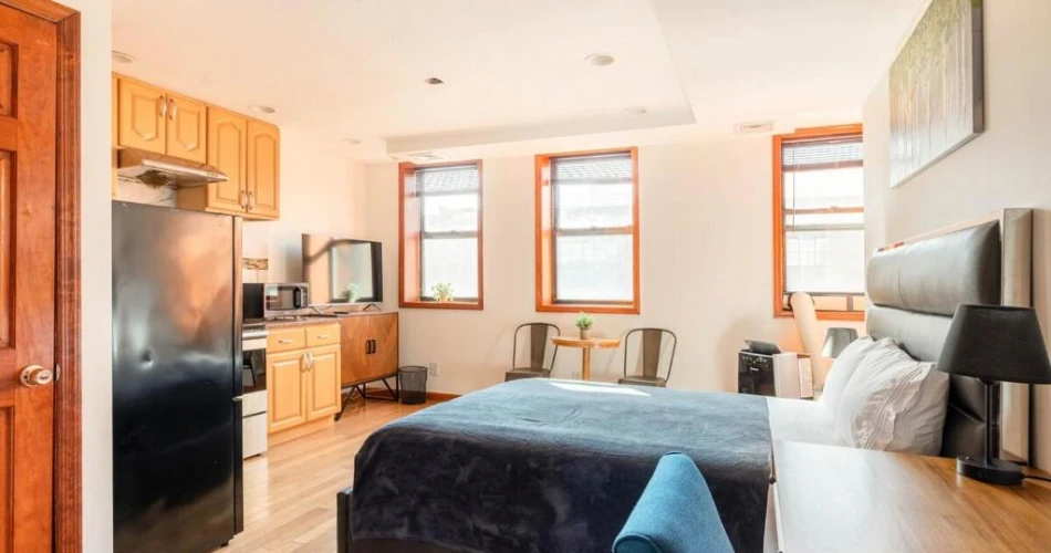 The Ultimate Fan’s Guide: Hotels With Shuttle Service Near Yankee Stadium
