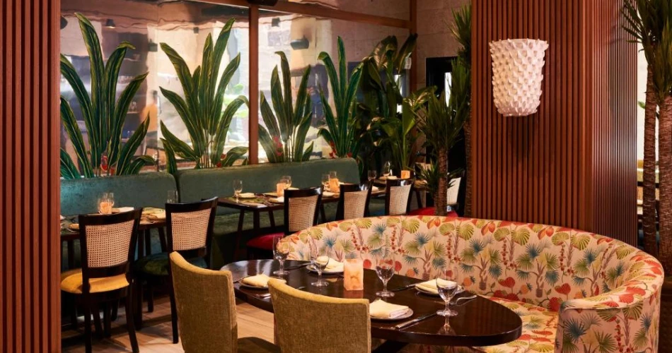 Top 10 Hotels Near Yankee Stadium with Parking Facility: Your Ultimate Guide to a Stress-Free Game Day
