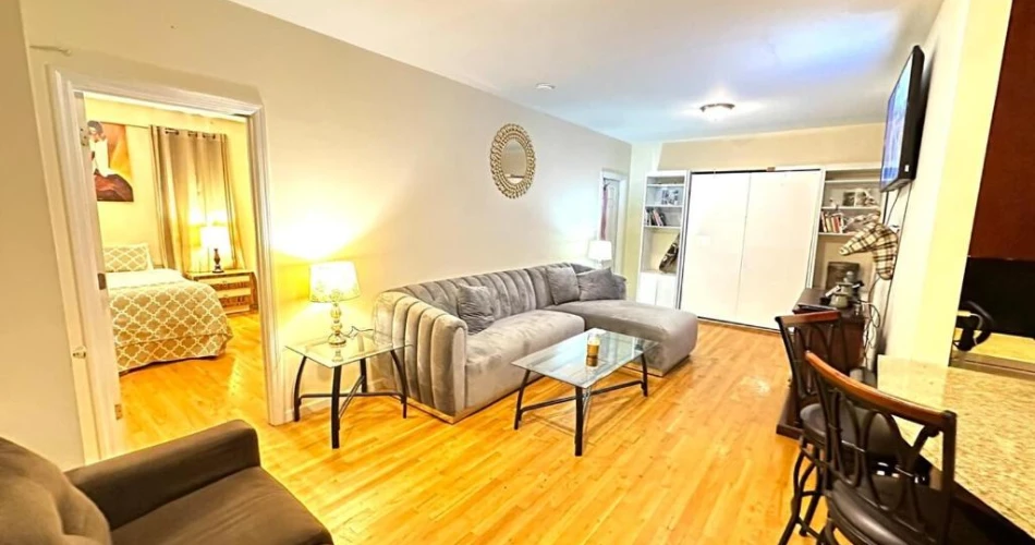 Top 10 Hotels Near Yankee Stadium with Parking Facility: Your Ultimate Guide to a Stress-Free Game Day
