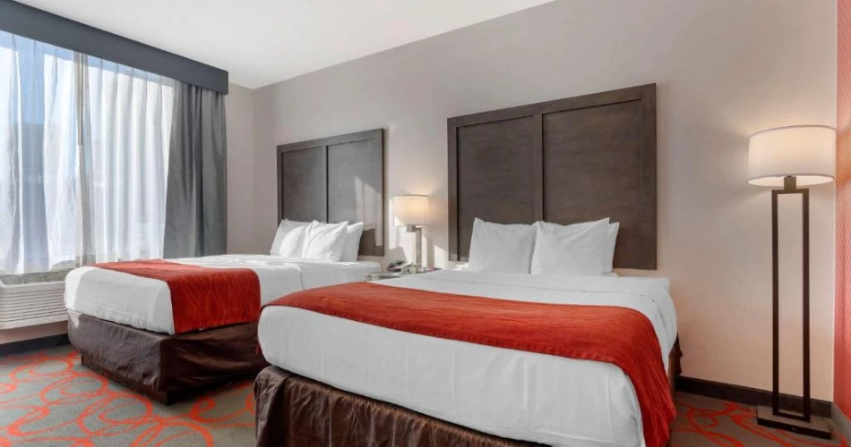 Top 10 Hotels Near Yankee Stadium with Parking Facility: Your Ultimate Guide to a Stress-Free Game Day
