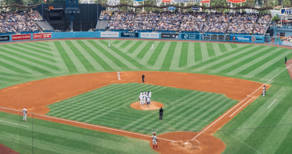 Hit a HomeRun with These Hotels Near Yankee Stadium Offering Free Parking
