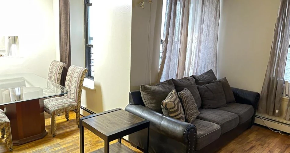 Hit a HomeRun with These Hotels Near Yankee Stadium Offering Free Parking
